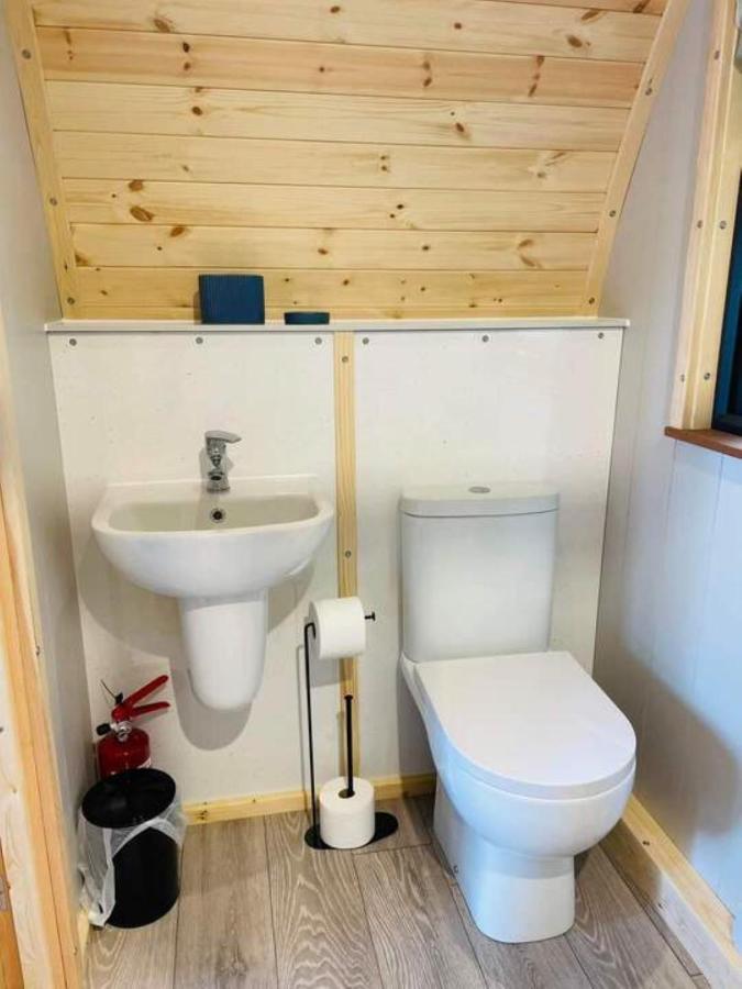 Beach House Pods Dunoon Bagian luar foto